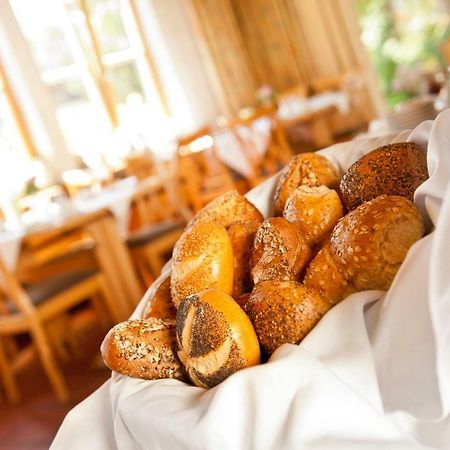 Hotel Gasthof Raab シュヴァーバッハ エクステリア 写真