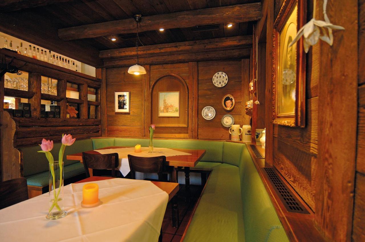 Hotel Gasthof Raab シュヴァーバッハ エクステリア 写真